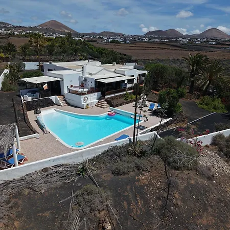 Canto Villa Tías